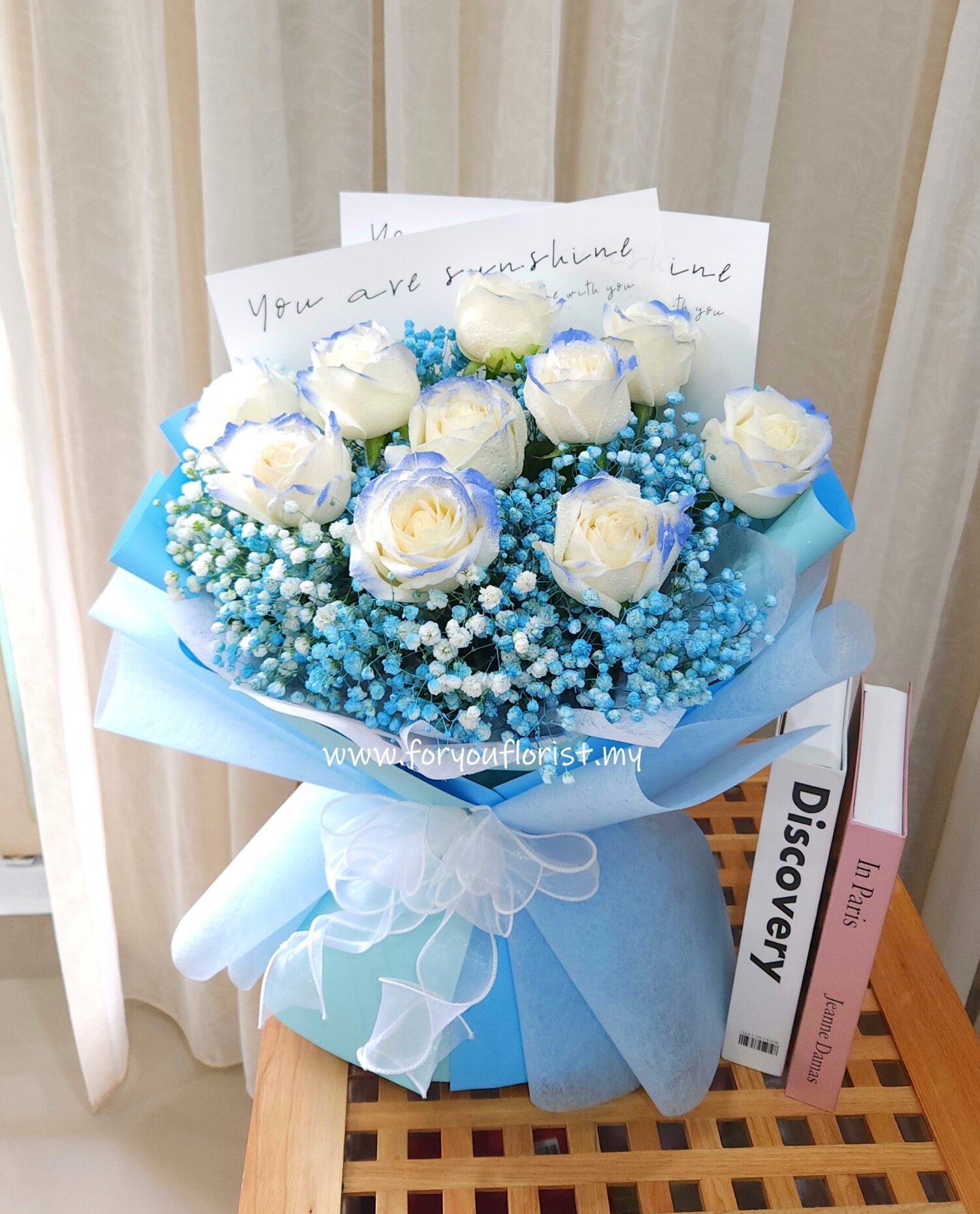 Bouquet 035 - Blue Rose