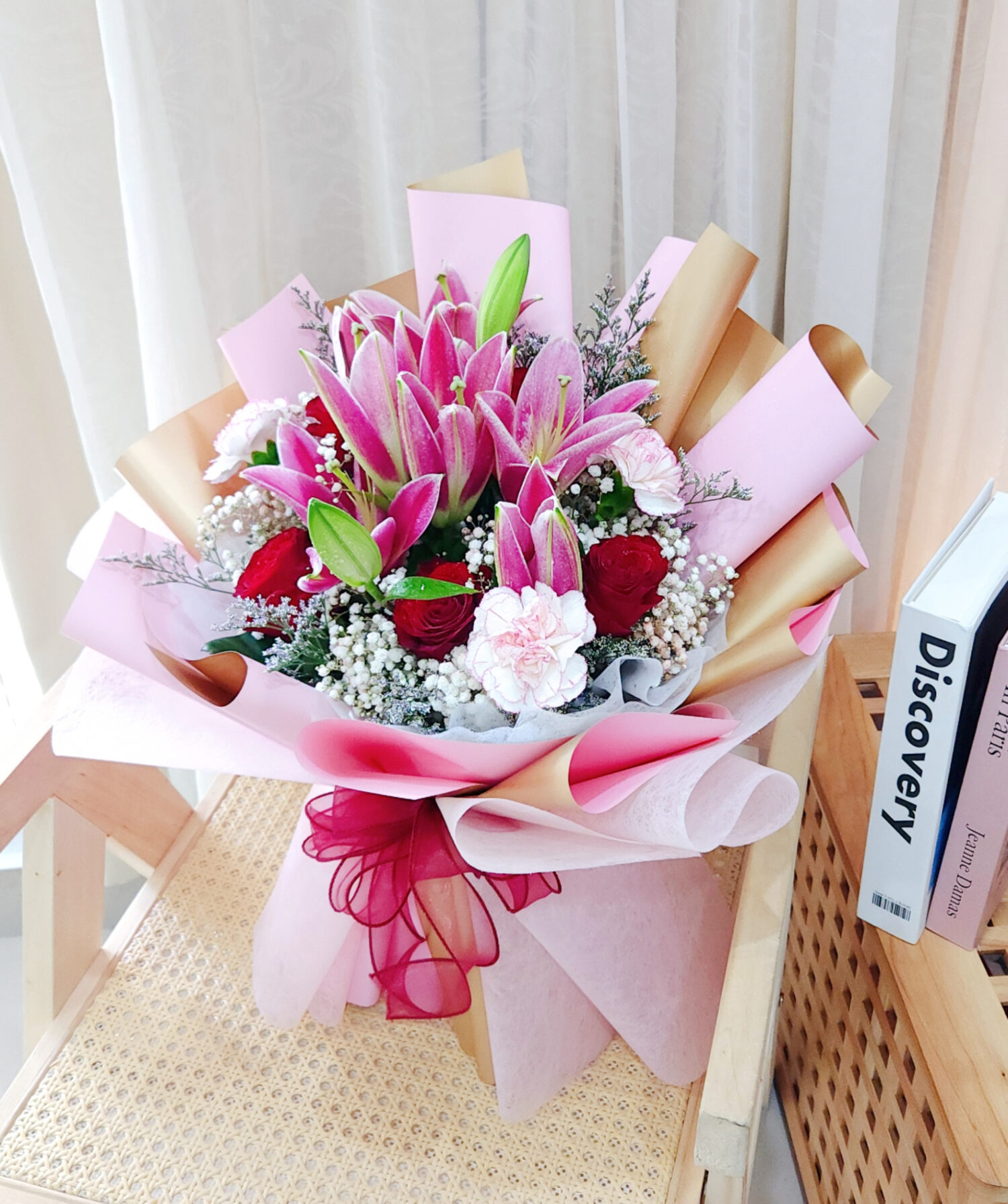 Bouquet 023 - Lily Carnation Rose