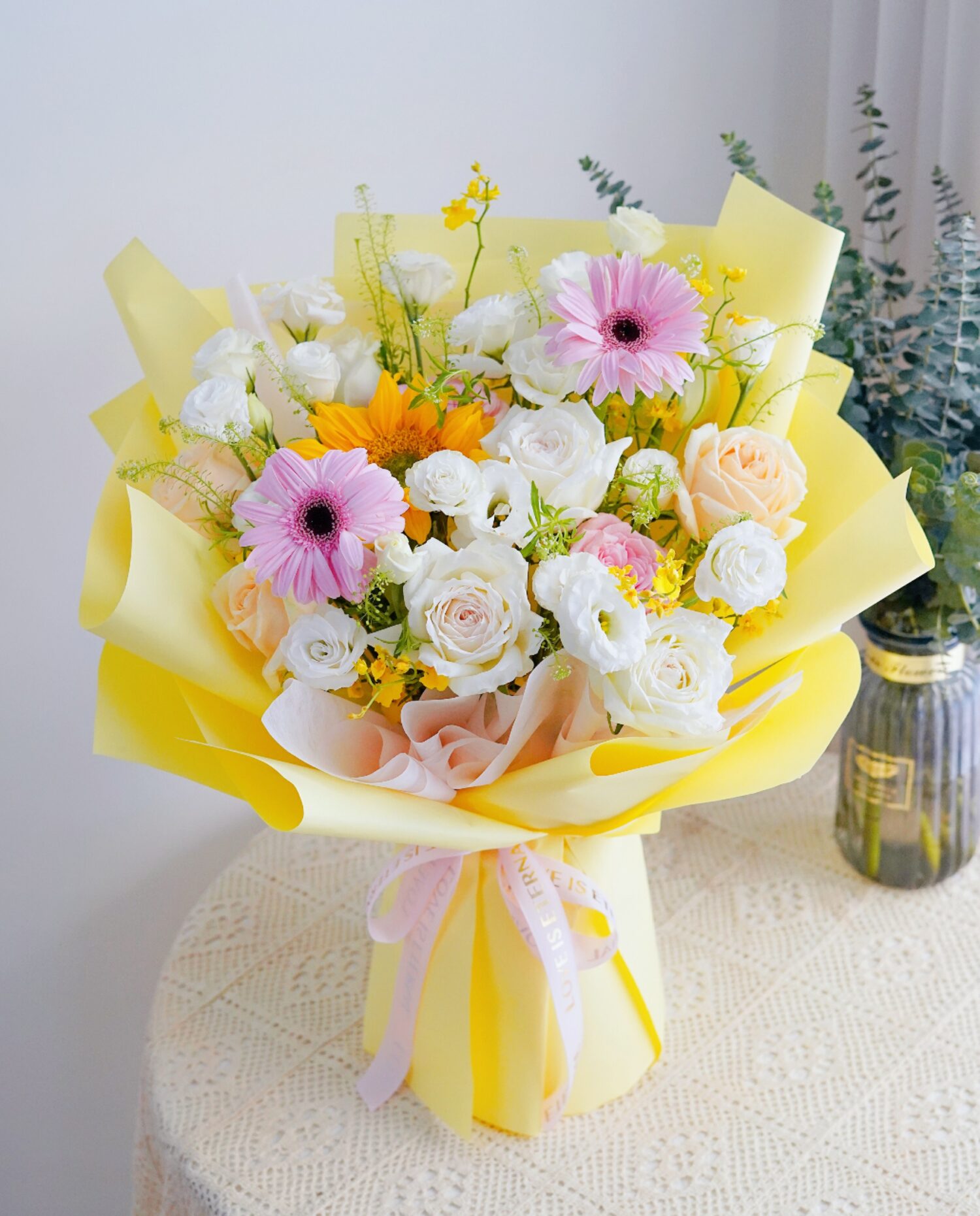 Bouquet 050 - Daisy Eustoma