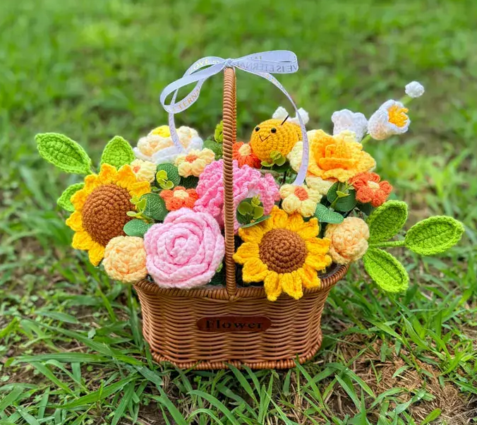 Knit Bee Pink Flower in Basket