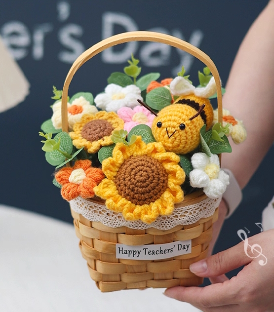 Knit Bee in Basket