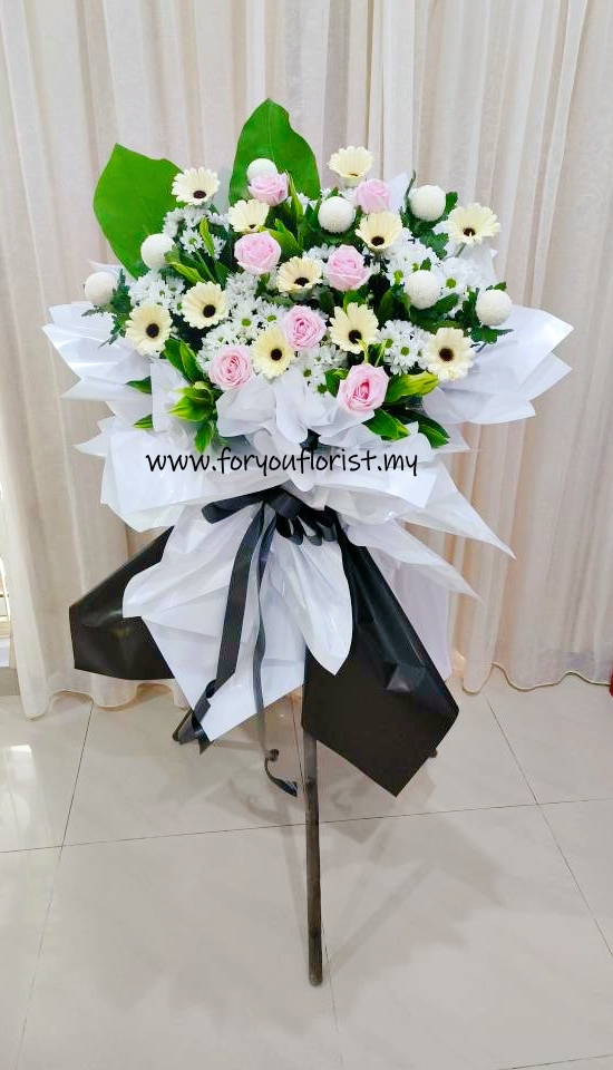 Condolence Flowers C152